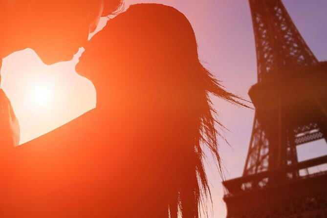 Bateaux Mouches Special Marriage Proposal Dinner Cruise in Paris - English-Friendly, Small-Group Energy