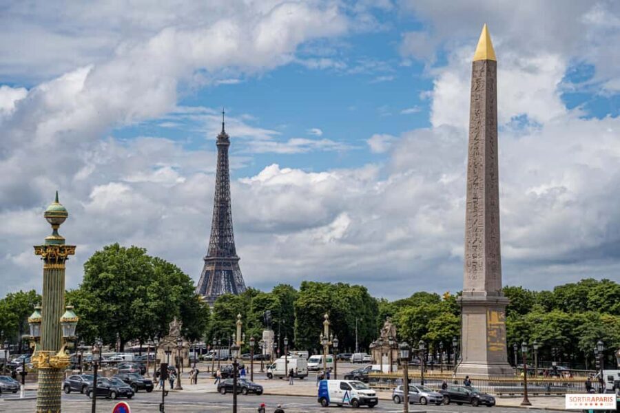 Classical and Monumental Paris Tour along the Seine River - Starting at Place de la Concorde: The History of Terror, Without the Confusion