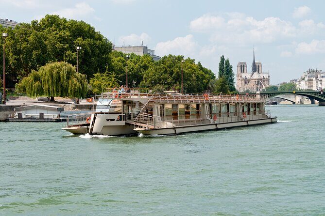 Eiffel Tower Access to 2nd Floor with Summit Option, Seine Cruise - What the live guide adds (and which names you might hear)