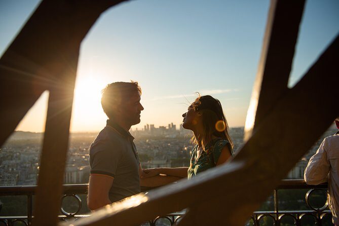 Eiffel Tower and City Tour by Bus with Seine River Cruise Option - The coach tour: how the Paris lights route helps you orient