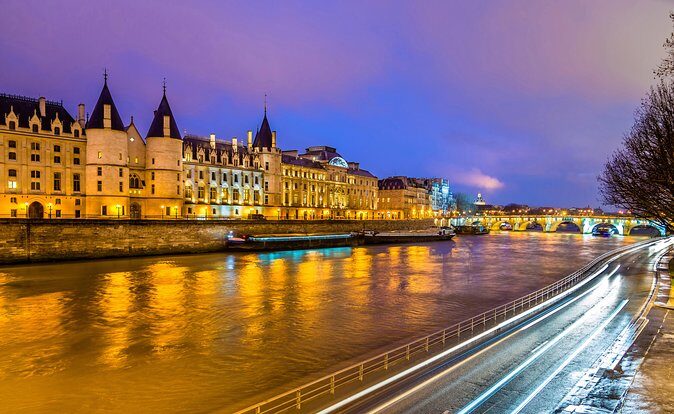 Eiffel Tower and City Tour by Bus with Seine River Cruise Option - Timing, walking, and group flow: the good and the not-so-good