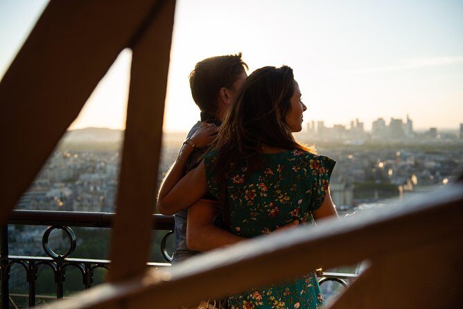 Eiffel Tower Dinner Experience and Sightseeing Seine River Cruise - Getting your bearings in the heated dome: views you can actually enjoy