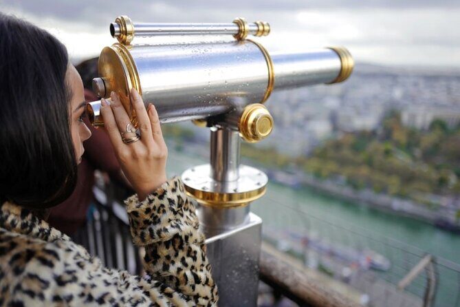 Eiffel Tower Summit Floor Entry & Illuminations Seine Cruise - Seine River Cruise After Dark: 1 Hour of Sights and Audio