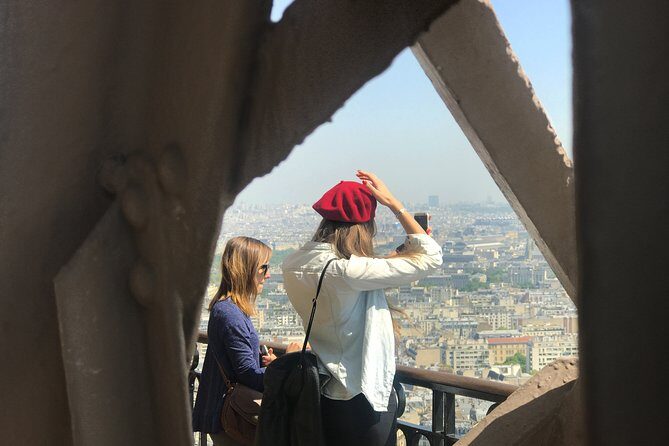 Eiffel Tower Tour by Lift and Seine Cruise - Free time at the summit: views, the glass floor, and Eiffel details