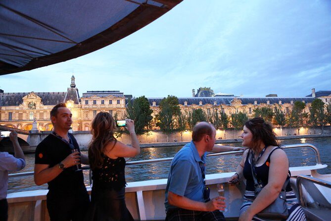 Eiffel Tower Tour with Optional Summit and Seine River Cruise - Stop 3: the Seine River cruise with live commentary