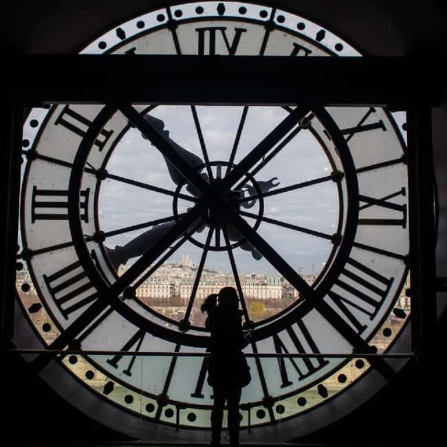Musee d' Orsay and l'Orangerie Combo With Seine River Cruise - The 1-hour Seine cruise: Eiffel Tower, Notre-Dame, and the Louvre from the water
