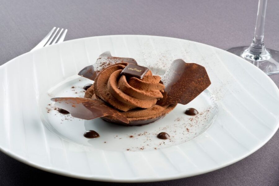 Paris: 3-Course-Dinner Cruise with Wine on the Seine River - Should You Book This Seine Dinner Cruise?