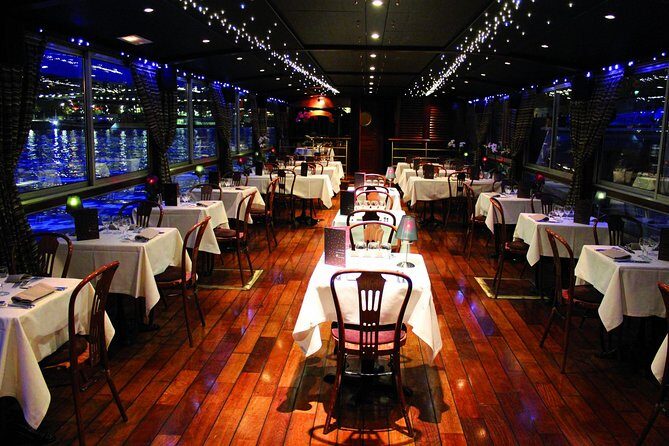 Paris 3-Course Gourmet Dinner and Sightseeing Seine River Cruise - Pont Alexandre III and Pont des Arts: the bridges you’ll remember