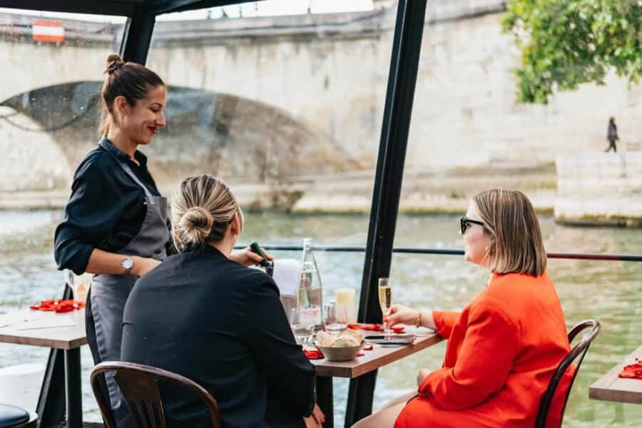 Paris : 3-Course Gourmet Dinner Cruise on Seine River - Who this cruise fits best (and who should rethink it)