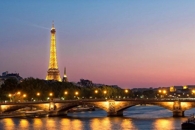Paris By Night with Seine River Cruise and Roundtrip Luxury Transportation - Entering Paris Lights: The 7:30 pm Van Ride Setup