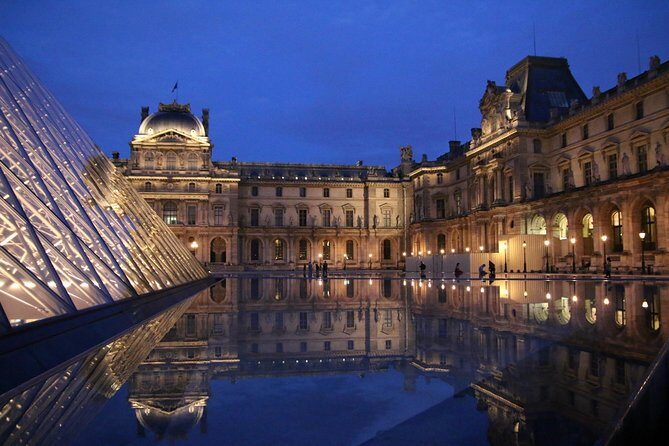 Paris By Night with Seine River Cruise and Roundtrip Luxury Transportation - Pacing and Photo Reality: How Fast Is Too Fast?