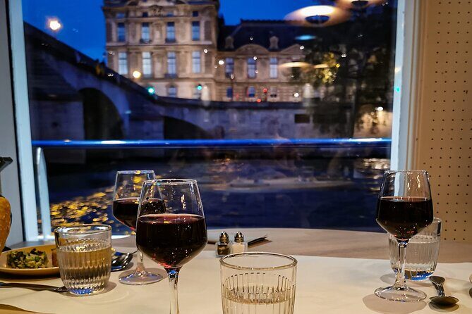 Paris Capitaine Fracasse 3 Course Seine River Dinner Cruise - Deck Time, Window Seats, and the Photo Angle