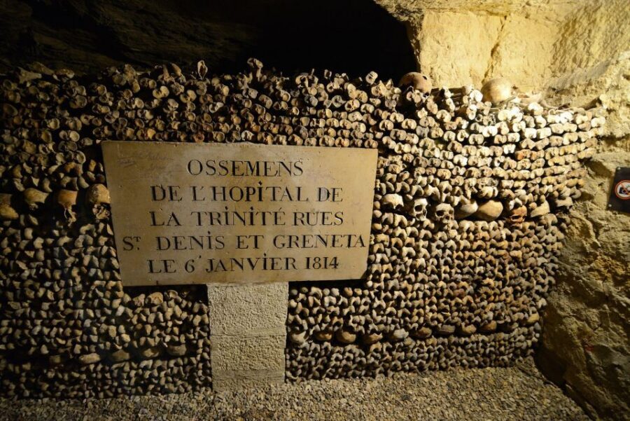 Paris: Catacombs Entry & Seine River Cruise with Audio Guide - Catacombs timed entry: how the clock affects your whole outing
