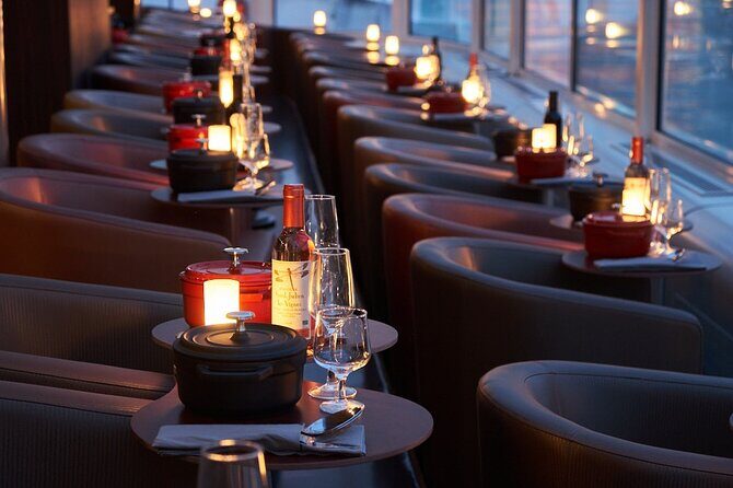 Paris en Scene 3 Course Seine River Dinner Cruise - Louvre Area and Place de la Concorde: History Landmarks in Motion