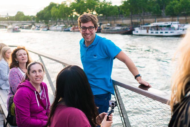 Paris Evening Bike Tour with 1-hour Seine River Cruise - Why this bike-and-boat idea works in Paris