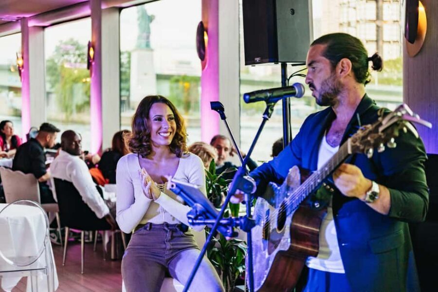 Paris: Gourmet Dinner Cruise on Seine River with Live Music - Should you book the Paris gourmet dinner cruise on Le Diamant Bleu?
