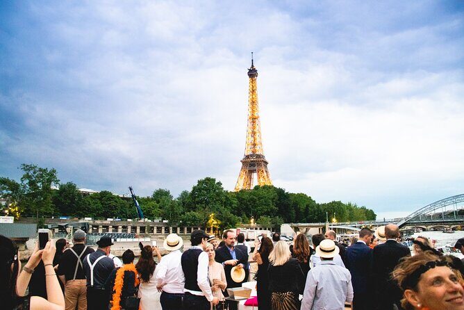Paris Gourmet Dinner Seine River Cruise with Singer and DJ Set - Why this Seine dinner cruise is a smart Paris night plan