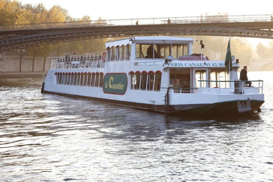 Paris: Happy Hour Evening Cruise on the Seine River - Key Things to Know Before You Step Onboard