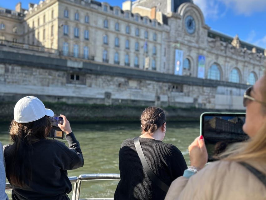 Paris: Hop-On Hop-Off Seine Cruise Pass with 9 Stops - Notre-Dame and the Latin Quarter From Quai de Montebello