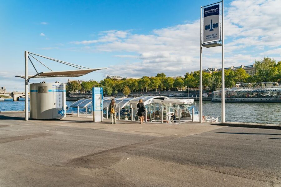 Paris: Hop-On Hop-Off Seine Cruise Pass with 9 Stops - Jardin des Plantes and Hôtel de Ville: Green Breaks and Big City Square Energy