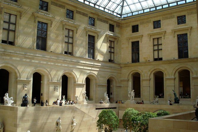 Paris in a Day with Louvre Museum and Seine River Cruise Tickets - What This Combo Actually Delivers: Louvre Reserved Entry + a Seine Cruise
