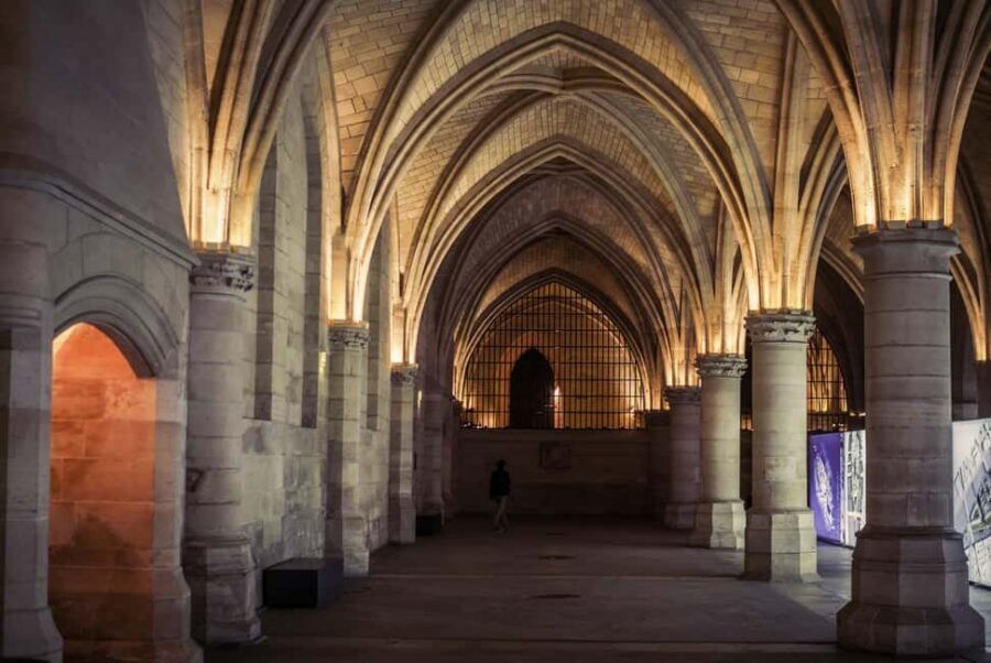 Paris: Notre Dame and Île de la Cité Walking Tour - Who this tour suits best (and who might want another option)