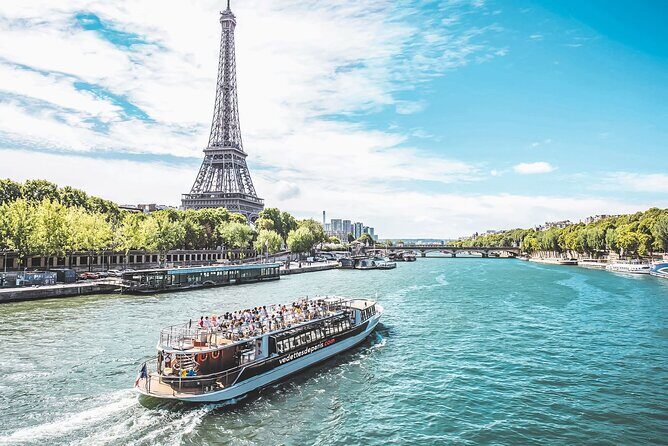 Paris - One Hour Seine River Cruise with Recorded Commentary - The On-Board Audio: Recorded Commentary That Helps You Follow the Sights