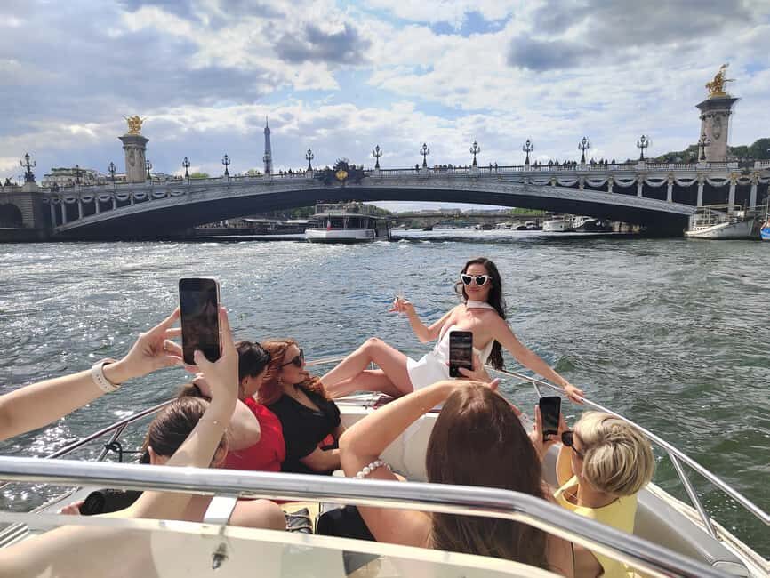 Paris: Private Boat Cruise on Seine River - Who this cruise is a great match for