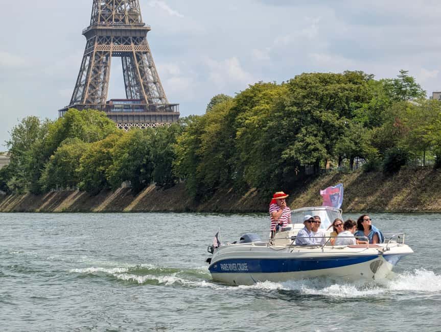 Paris Private Boat Seine River with Captain Guide - Captain Alexis: Live Commentary You Can Actually Use