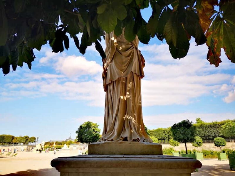 Paris: private city tour with seine river cruise - Seine River cruise: flexible ticket + multilingual audio