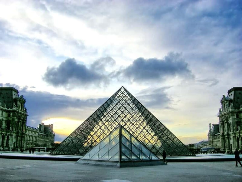 Paris: private city tour with seine river cruise - Champs-Élysées monuments: Grand Palais, Petit Palais, and the riverward turn