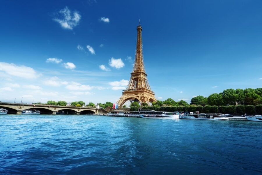 Paris: Romantic Cruise with 3-course Dinner on Seine River - The 2-hour rhythm: boarding, cruising, and when dinner lands