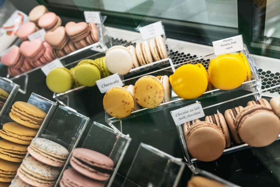 Paris: Seine Cruise and Macaron Tasting by the Eiffel Tower - Where You Start: Pier 3 for the Cruise, Rue de Monttessuy for Macarons
