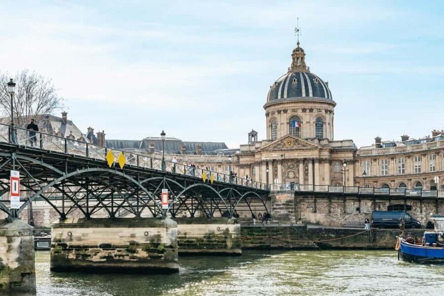 Paris: Seine Cruise and Macaron Tasting by the Eiffel Tower - Who This Suits Best: Fast Orientation + a Sweet Finish