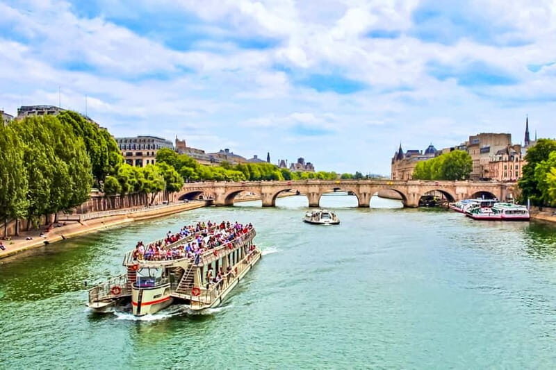 Paris: Seine Cruise & Crepe Tasting near the Eiffel Tower - Seine Cruise + crêpe: what this is really like