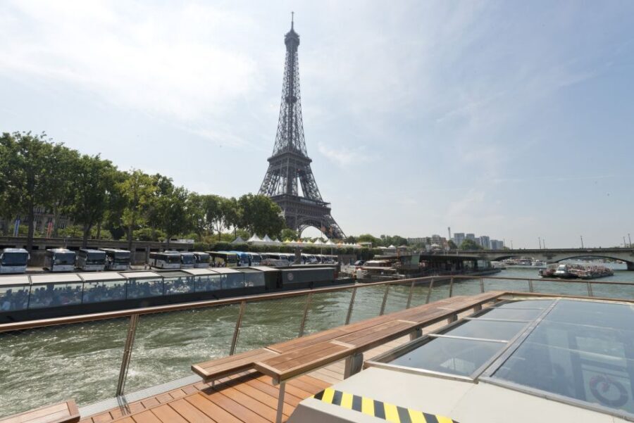 Paris: Seine River Cruise and 3-course Bistro Lunch - Should you book this Seine River cruise and Bistro lunch?