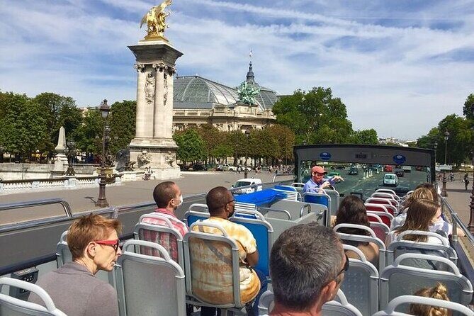 Paris Seine River Cruise with 1/2/3 Days HOHO Combos - Using the Tootbus App and Hop-Off Strategy