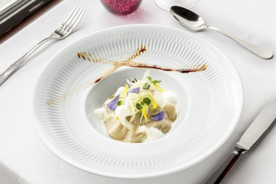 Paris: Seine River Cruise with 3-Course Dinner & Live Music - Price and Value: Is $182 a Fair Deal for This Evening?
