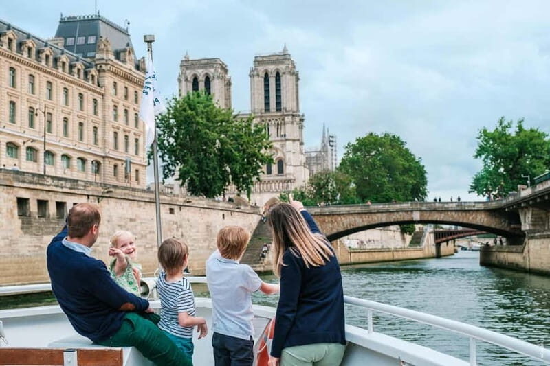 Paris: Seine River Cruise with a Live Guide - A 100% Electric Seine Ride: Why the Experience Feels Different