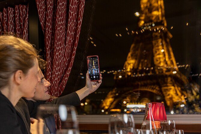 Paris Seine River Dinner Cruise by Maxim's with Champagne & Music - The landmark route: what you’ll see in sequence from the river