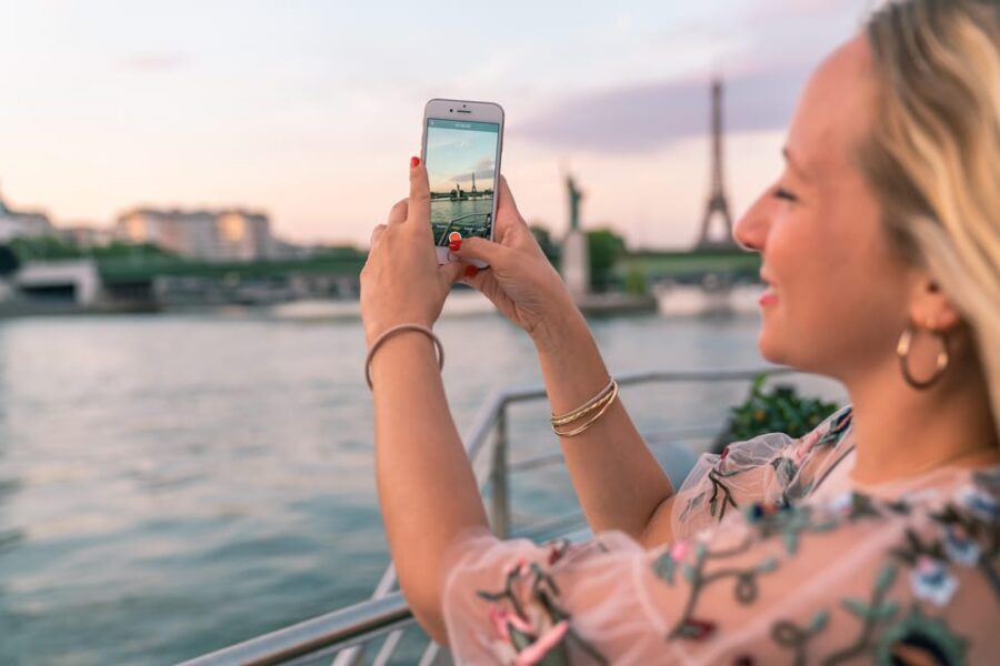 Paris: Seine River Sightseeing Cruise by Bateaux Mouches - A 70-minute Seine loop from Pont de l’Alma: what you’re really buying