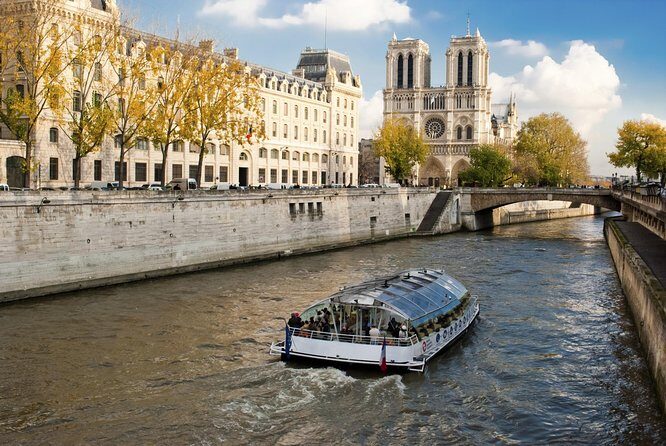 Paris Tour with Lunch at the Eiffel Tower and Seine River Cruise - Photo windows and realistic expectations for timing