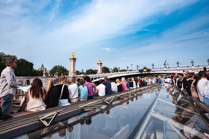 River Seine Sightseeing Boat Tour with Audio Guide - Price and what you actually get for $24.20