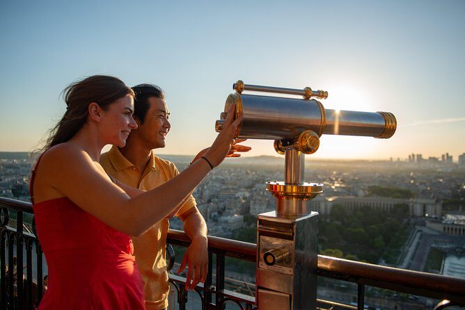 Seine Dinner Cruise, Eiffel Tower Access and Moulin Rouge Show - Three Icons, One Night: How the Route Actually Feels