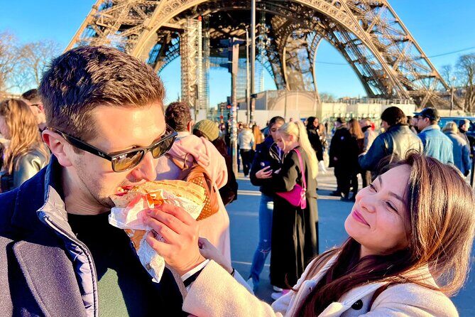 Seine River Cruise & French Crepe Tasting by the Eiffel Tower - Crowds and Timing: Why Some Evenings Feel Disorganized