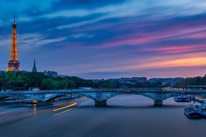 Seine River Cruise & French Crepe Tasting by the Eiffel Tower - Practical Tips to Get the Smooth Version of This Tour