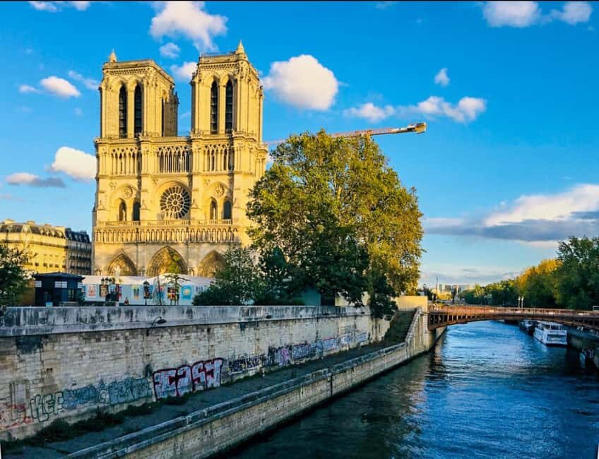 Seine River Cruise with Free Notre Dame Digital AudioGuide - Where You Board: Bateaux Parisiens at the Eiffel Tower Pier