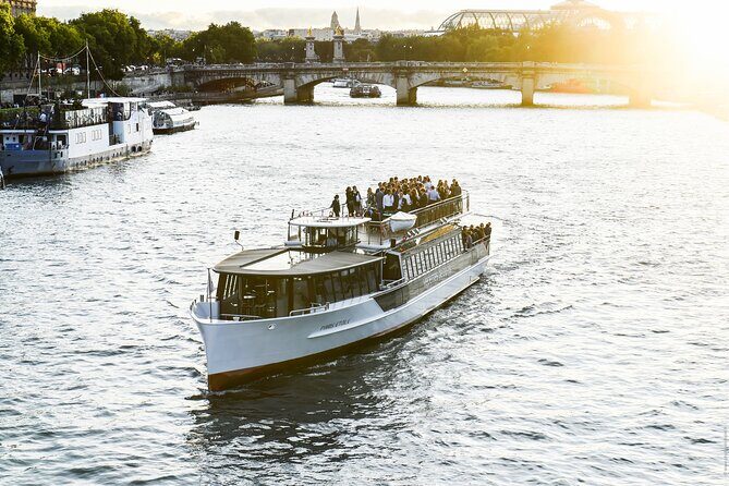 Seine River Direct Access Guided Cruise - The electric boat feel: comfort, photos, and where the view is best