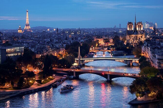 Seine River Direct Access Guided Cruise - Ile de la Cité and Notre-Dame from the river