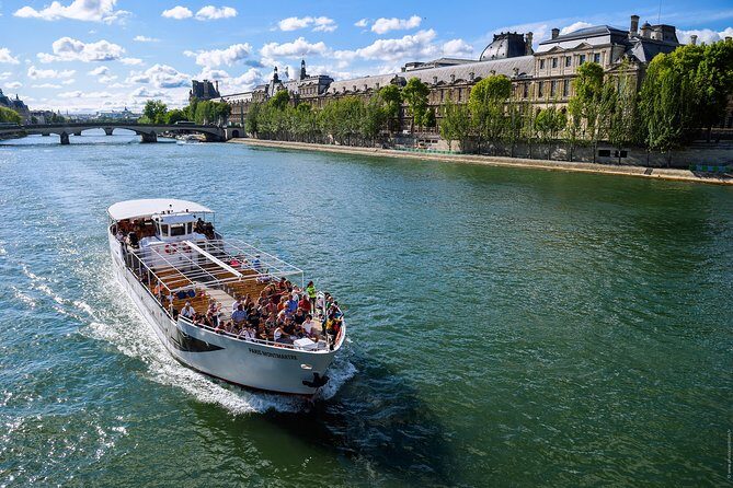 Seine River Guided Cruise Champagne Option by Vedettes de Paris - From Eiffel Tower Views to Trocadéro Light: The Route in Plain English